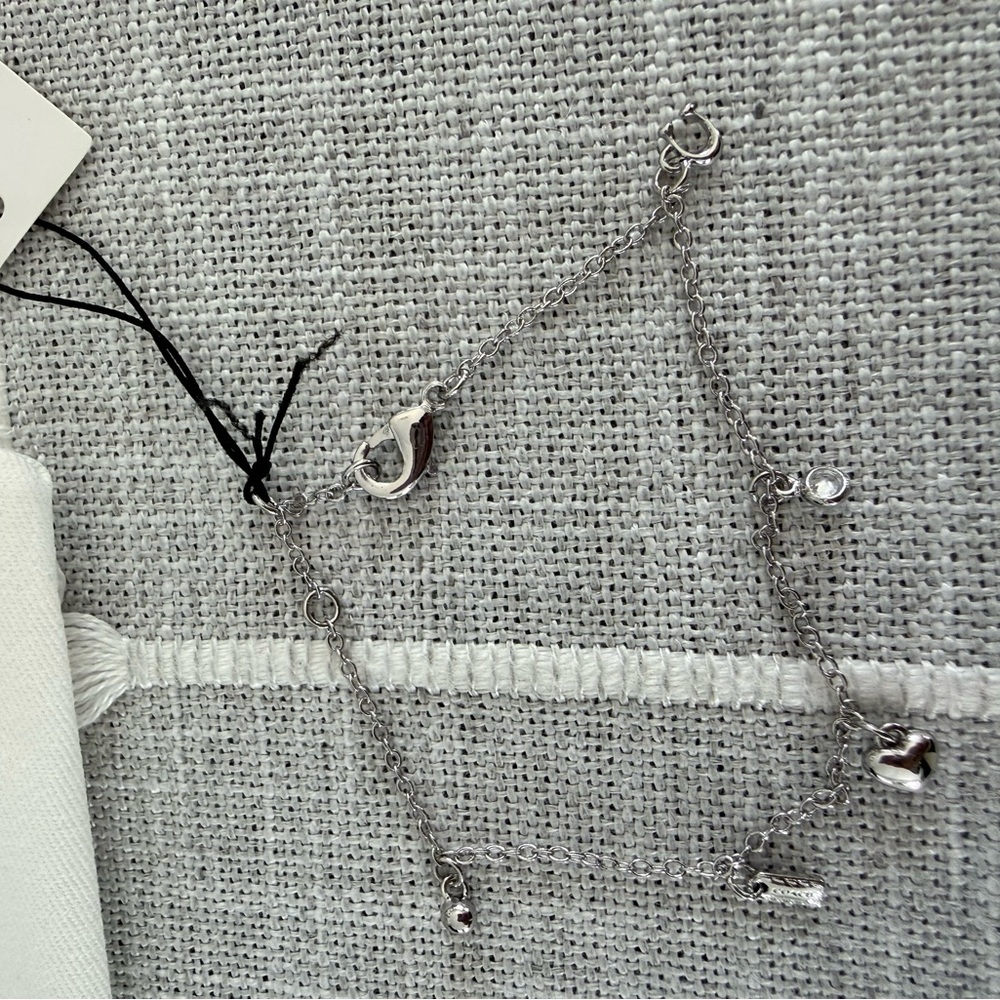 Coach charm silver bracelet with dust bag - Picture 4 of 11